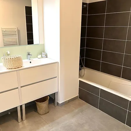 Duplex 3bed 5minute